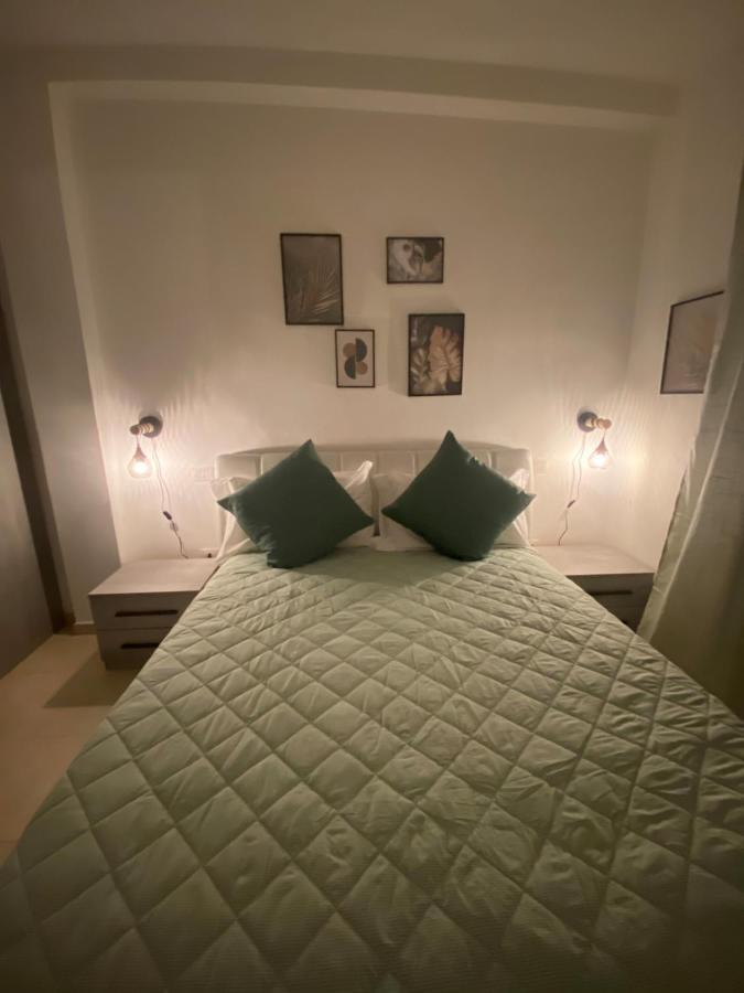 Civico 107 - Apartment With Private Parking Quartu SantʼElena Exterior foto
